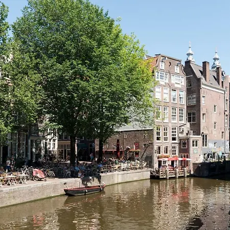 Homestay Saint Claire Studio's *