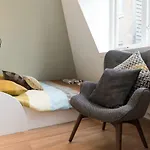 Saint Claire Studio's 홈스테이