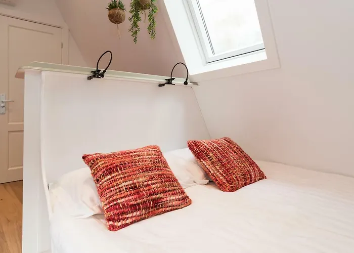 Saint Claire Studio's *