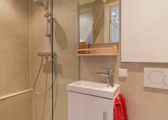 ホームステイ Saint Claire Studio's